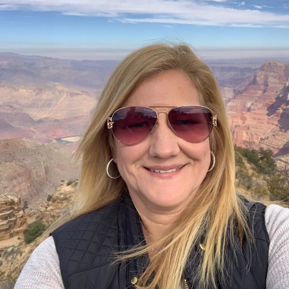 Meet your Posher, Lisa